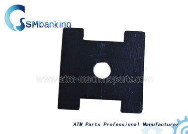 Bộ phận máy ATM NCR 5886 Bộ giữ lại tấm bằng nhựa màu đen 445-0657077