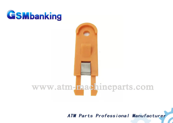 009-0023328 Bộ phận NCR ATM Snap Slide Lantch Tự phục vụ Slide Snap Chốt nhựa màu cam 0090023328