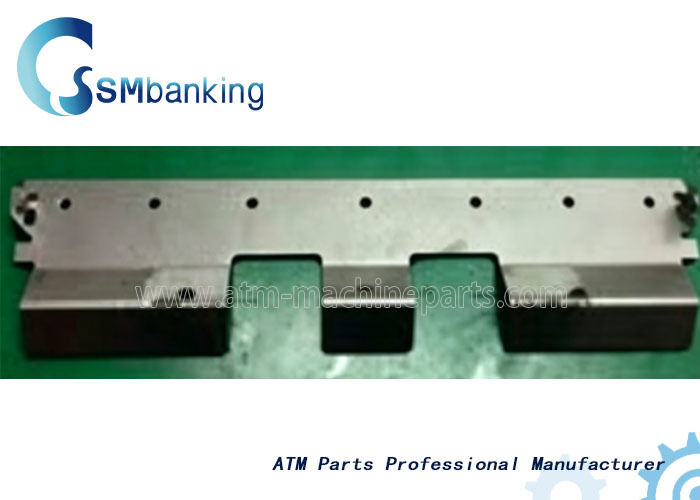 GRG 8240 Tấm dẫn hướng phía trước thùng rác YT6.363.3615